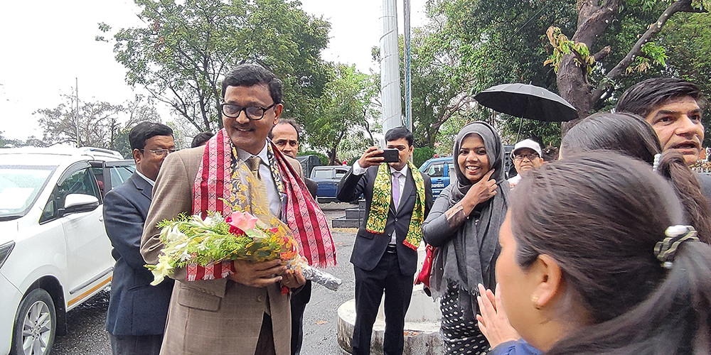 बङ्गलादेशका पारवहनमन्त्री चौधरी पूर्वीनाका हुँदै नेपाल भ्रमणमा
